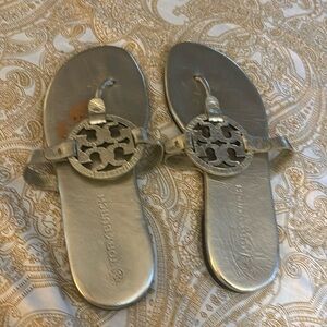 ToryBurch 10.5 sanders